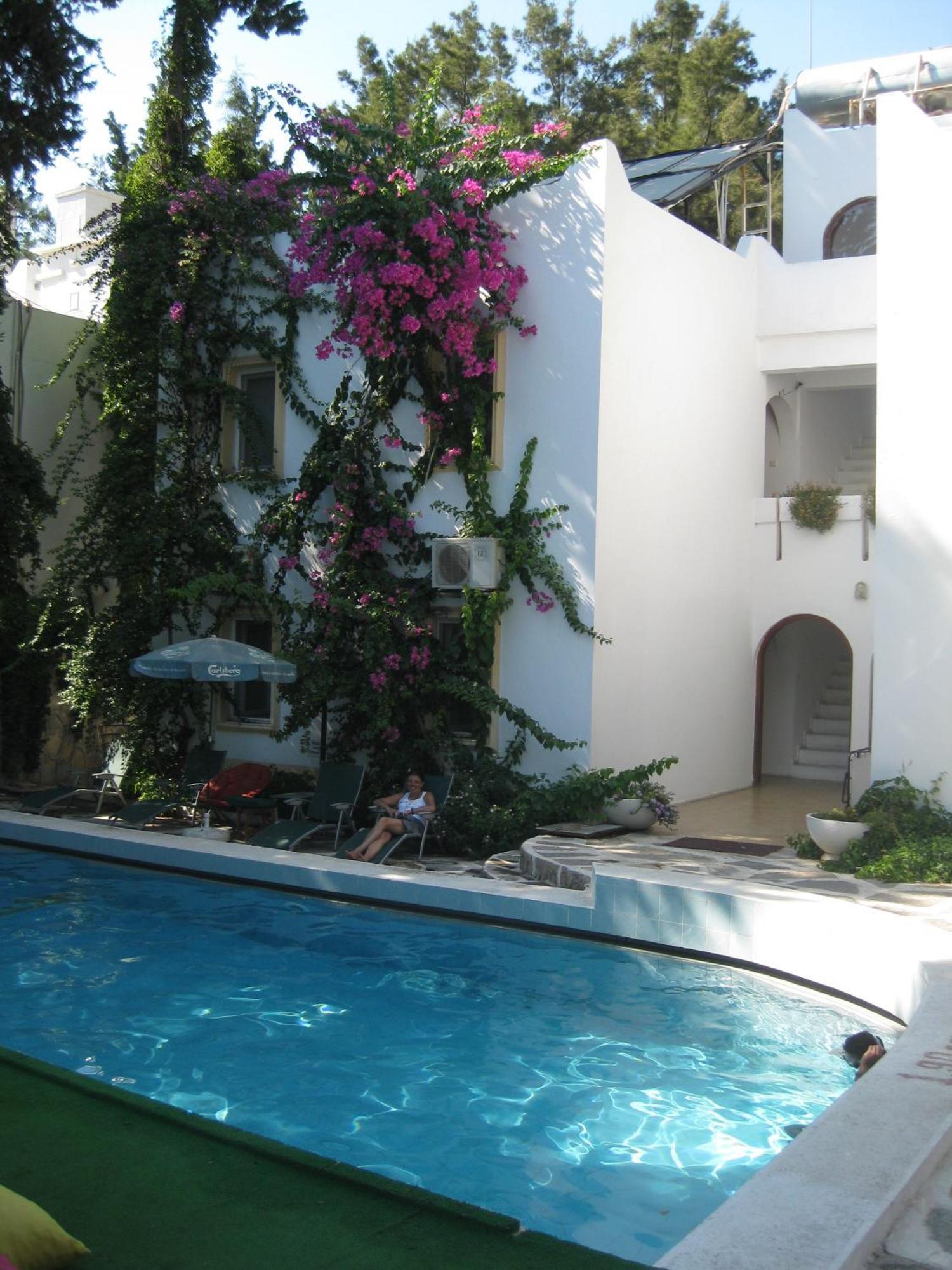 Bircan Hotel Bodrum Bagian luar foto