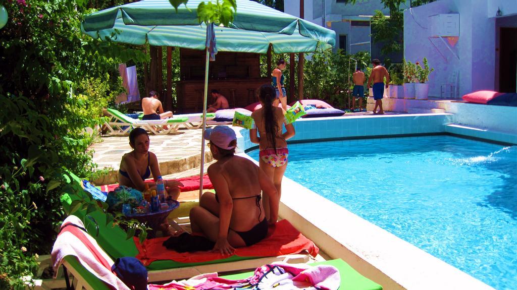 Bircan Hotel Bodrum Bagian luar foto