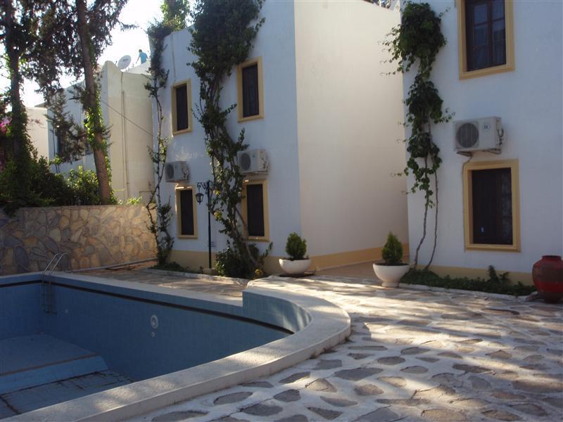Bircan Hotel Bodrum Bagian luar foto